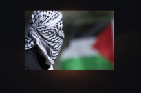 قفزة في مبيعات الكوفية الفلسطينية بأميركا رغم الاستهداف